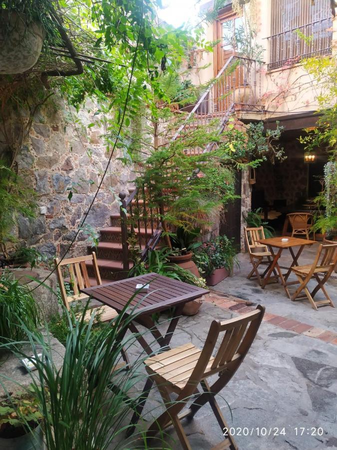 La Troje Oropesana Pension Buitenkant foto